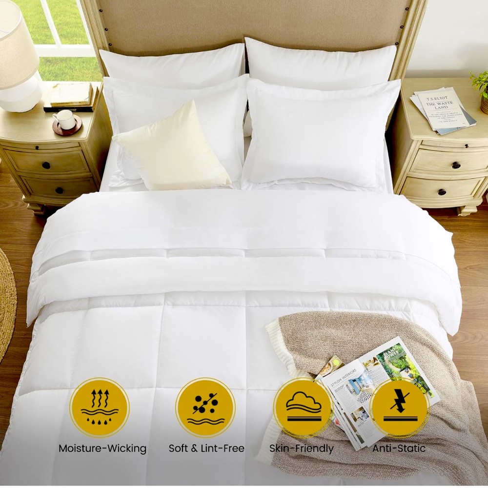 Queen bedding set see photos! Comforter and sheet set +